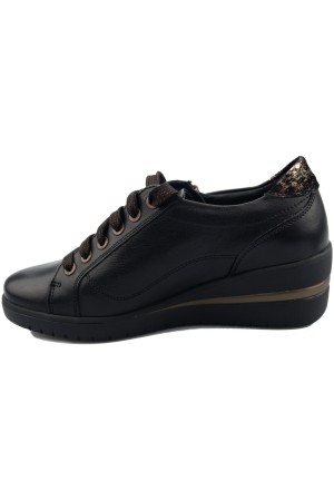 Mobils by Mephisto Patsy -  Women's sneaker - black leather - Wide fit